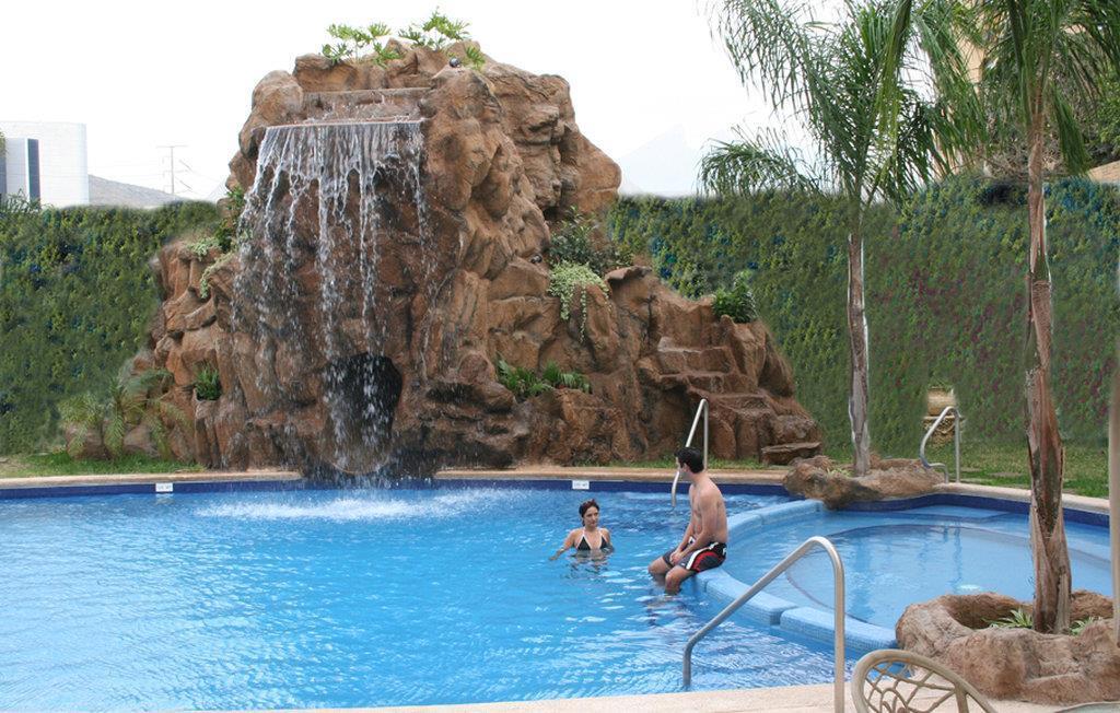 Safi Royal Luxury Valle San Pedro Garza García Létesítmények fotó A swimming pool in a hotel
