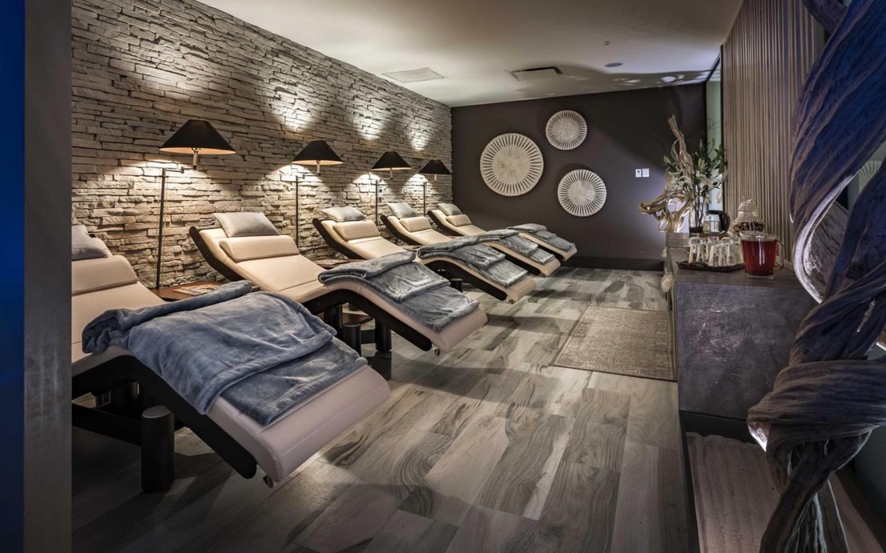 Safi Royal Luxury Valle San Pedro Garza García Kültér fotó The relaxation room at the spa