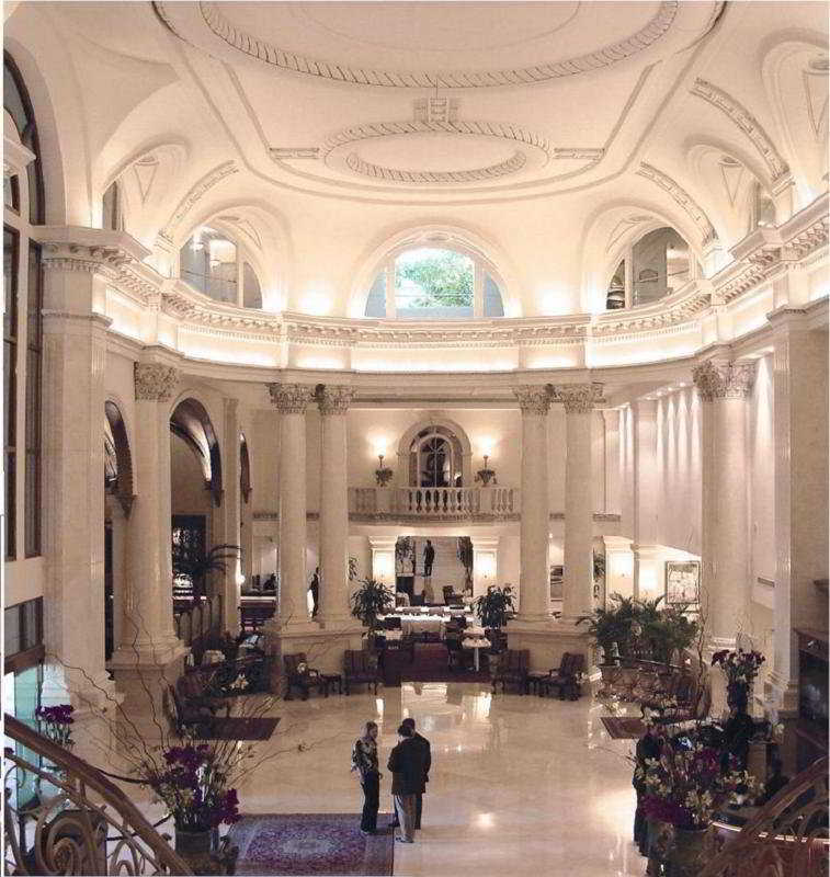 Safi Royal Luxury Valle San Pedro Garza García Kültér fotó The lobby of the hotel